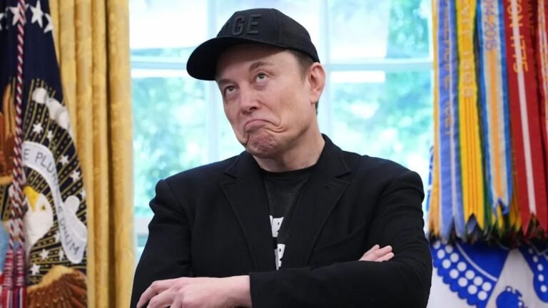 Musk admite que fue “un tonto” por financiar OpenAI
