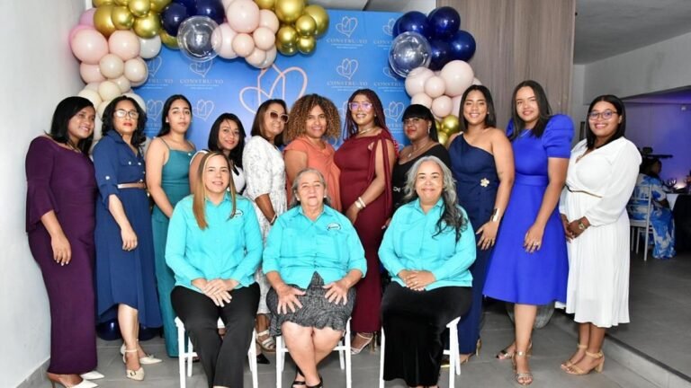 Fundación Constru-Yo celebra tercera graduación y fortalece el empleo femenino en la construcción