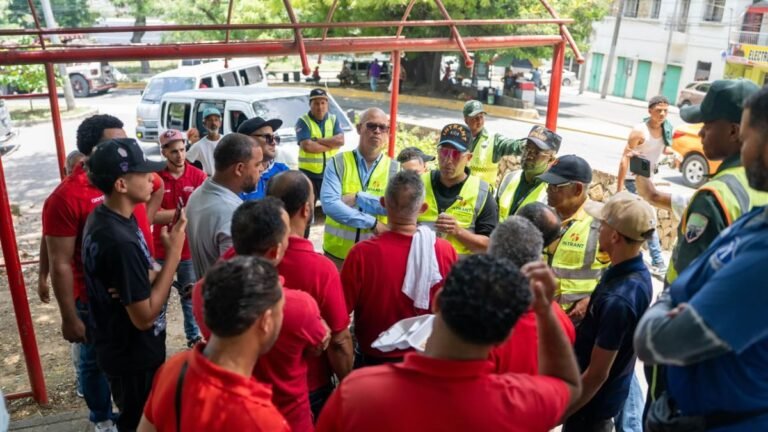 INTRANT interviene 17 rutas en Santiago por aumentos no autorizados en precio del pasaje y fiscaliza 85 vehículos irregulares